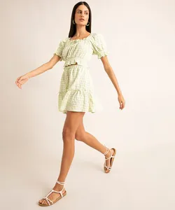 minissaia estampada xadrez vichy com babados além dos mares noronha manu gavassi verde claro 44