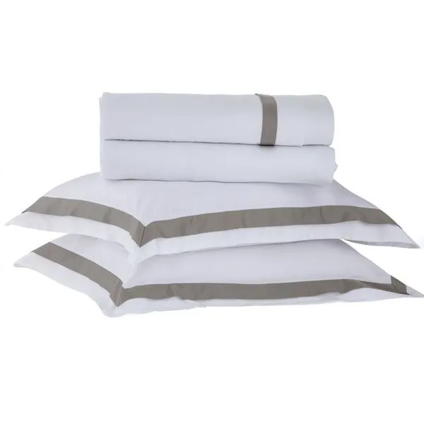 Jogo de Cama Queen 4 Peças 100% Algodão Egípcio 300 Fios Branco e Fendi Bellagio Kacyumara Jogo de Cama Queen 4 Peças Algodão Egípcio 300 Fios Fendi Bellagio Kacyumara
