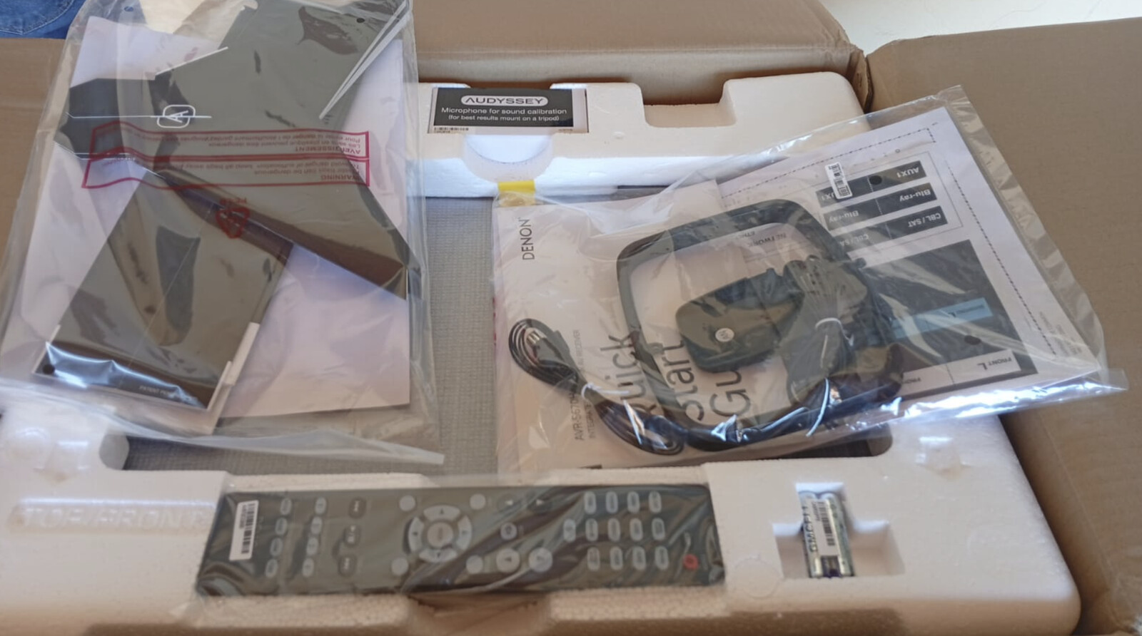 Caixa aberta***** Receiver Denon AVR-S670H Dolby TrueHD e DTS-HD 5.2 canais ( 120v )