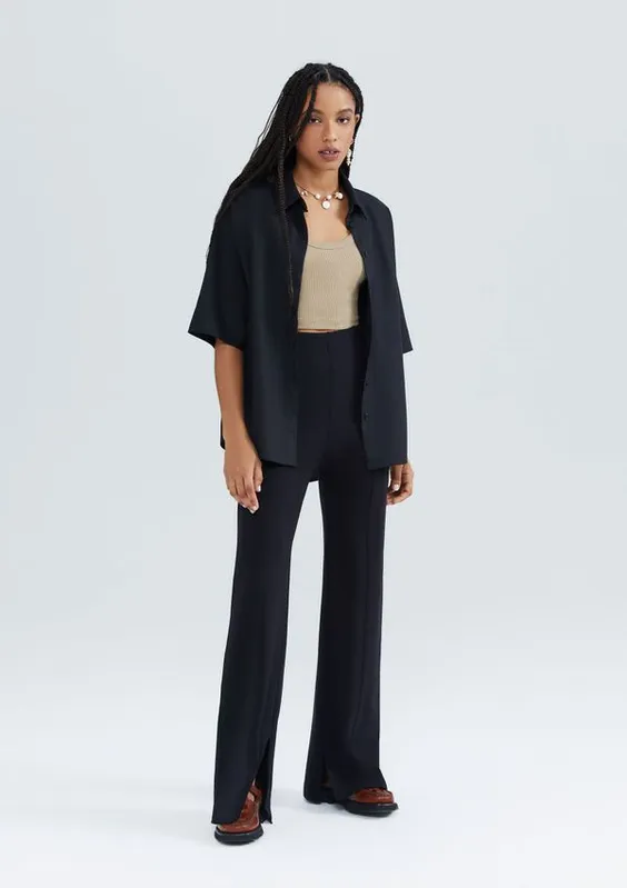 Calça Feminina Cintura Alta Slim Flare - Preto XG