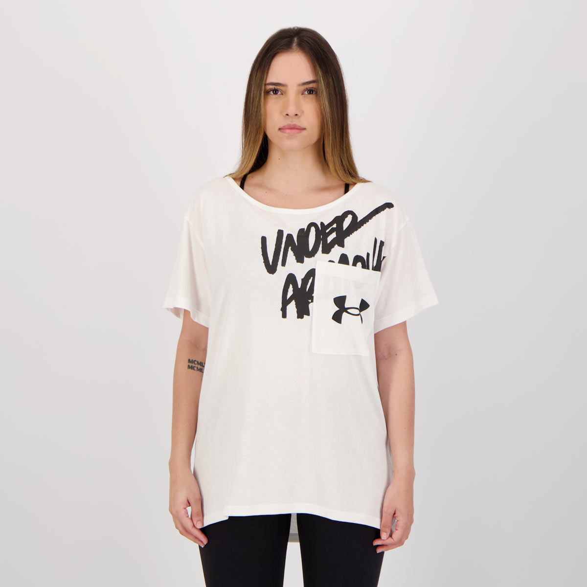 Camiseta Under Armour LVE Oversized Feminina Branca
