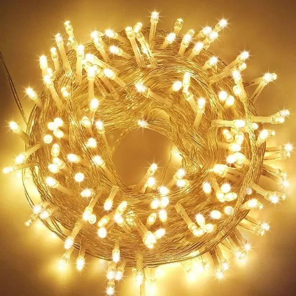 Cordão Pisca LED Branco Quente 100 Leds para Decoração Natalina com Baixo Consumo IP44 Branco Cordão Pisca LED Branco Quente 100 Leds para Iluminação Decorativa com Baixo Consumo Branco