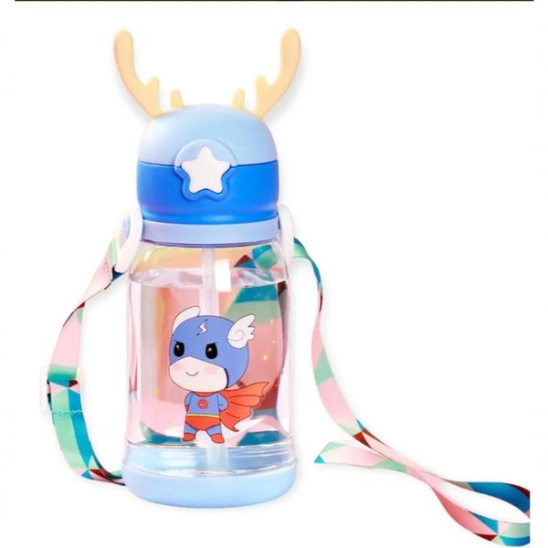 Garrafa Infantil com Canudo e Alça Ajustável 500ml para Bebidas Frias Material Leve Tudo em Caixa Garrafa Infantil com Canudo e Alça Ajustável 500ml Tampa com Vedação Tudo em Caixa