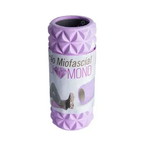 Rolo de Liberação Miofascial Diamond para Recuperação Muscular com Ranhuras Triangulares Lilás e Preto Acte Sports Rolo de Liberação Miofascial Diamond para Massagem Muscular Lilás e Preto Acte Sports