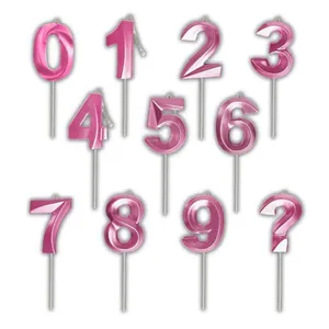 Vela De Aniversário Slim Metallic Pink Modelo ?