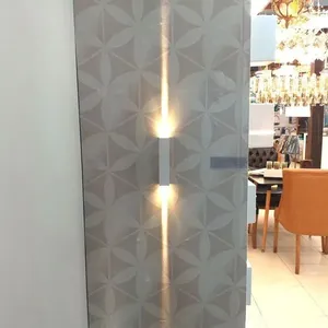 Arandela de Sobrepor Opus HM 86497 6W 3000K Autovolt em Alumínio Branco Casa Chafariz Arandela de Sobrepor Opus HM 86497 6W 3000K Autovolt Branco Casa Chafariz