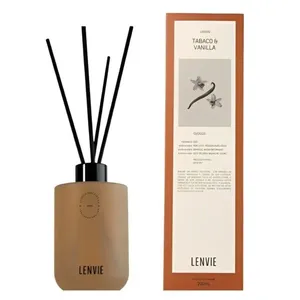 Difusor de Perfume Urban Tabaco e Vanilla 220ML com Varetas Difusoras L'envie Difusor de Perfume Tabaco e Vanilla 220ML Urban L'envie