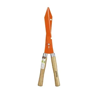 Tesoura para Grama 12pol Lâminas em Aço com Tratamento Térmico Empunhadura Ergonômica Famastil Tesoura para Grama 12pol Aço Tratamento Térmico Empunhadura Ergonômica Famastil