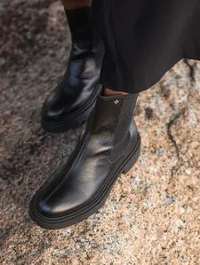 Bota Chelsea Cano Curto Feminina PRETO 36