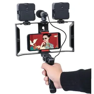 Kit Estabilizador para Celular e Câmera OEM com 2 Led com Tripé de Punho Microfone e Suporte Universal Versão Video Estabilizador para Celular e Câmera OEM com 2 Led com Tripé de Punho Microfone e Suporte Universal