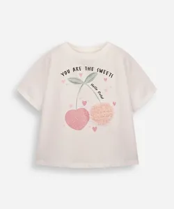 camiseta infantil de algodão cerejas com glitter texturizada off white 8