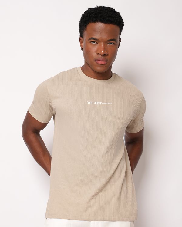 Camiseta Masculina Texturizada com Estampa Bege M