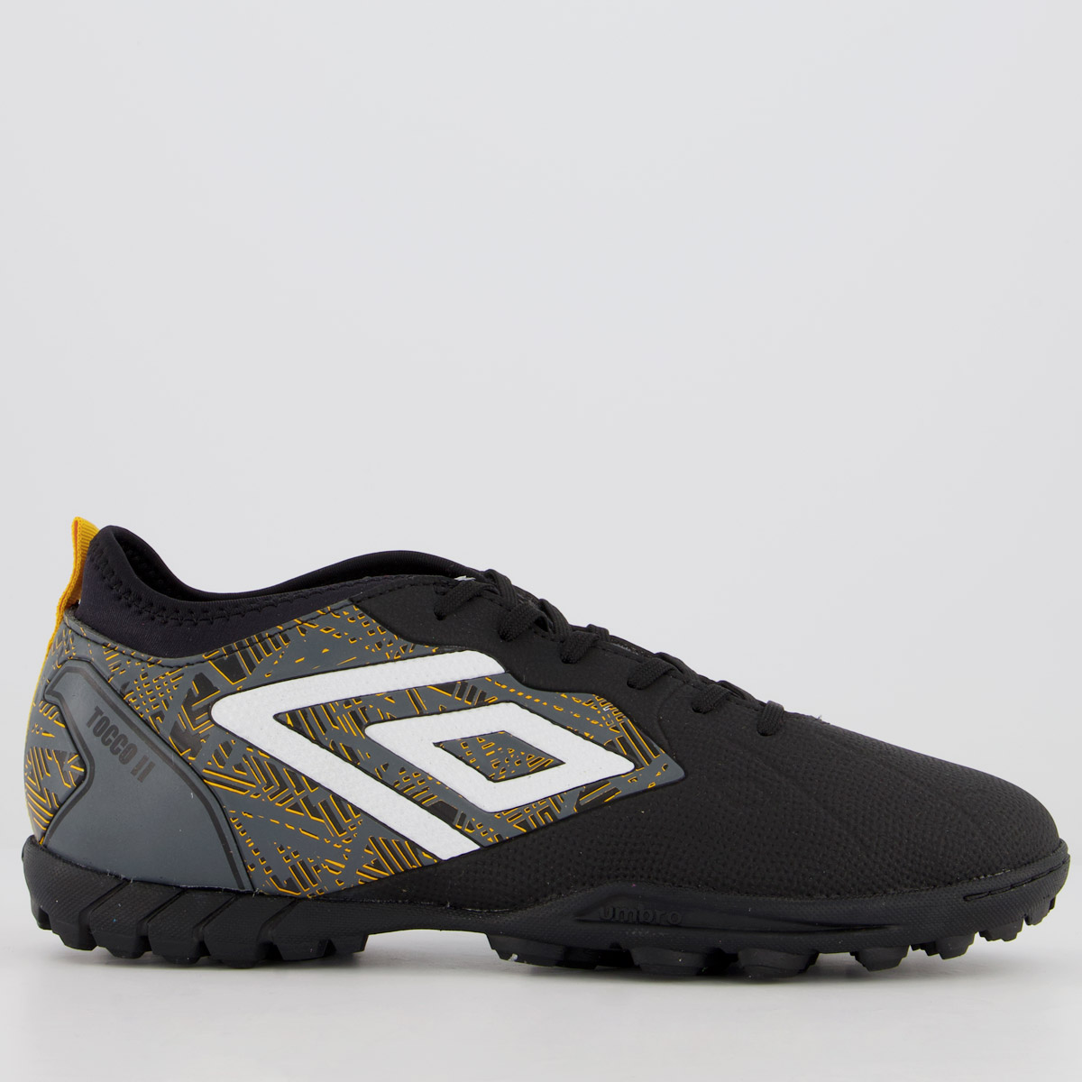 Chuteira Umbro Tocco II Club Society Preta