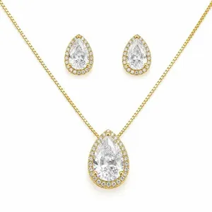 Conjunto de Semijoia Atraktiva Jóias Colar e Brincos Gota com Zircônia Cristal Banhado a Ouro 18k Dourado Conjunto de Semijoia Atraktiva Jóias Gota Zircônia Cristal Ouro 18k Dourado