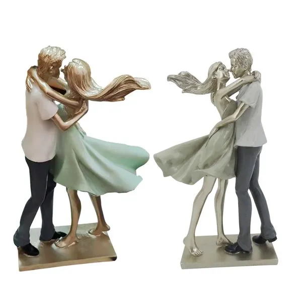 Estatueta Casal Sortida Resina 7x17x31cm LM3710 - honeyhome