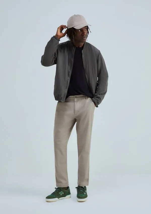 Calça Em Sarja Masculina Taper Chino Peach Touch - Bege 046