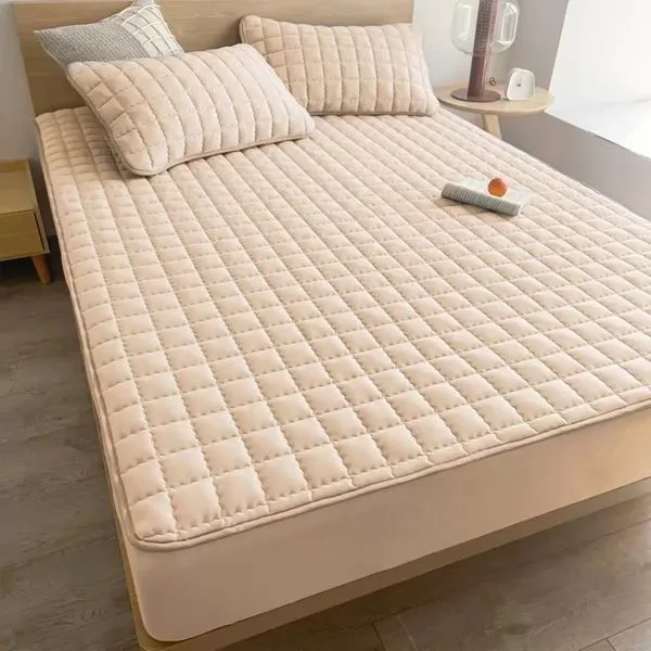 Protetor de Colchão Slip Microfibra 100% Poliéster 150cm X 70cm X 15cm 1 Peça Bege para Mini Cama OEM Protetor de Colchão Slip Microfibra 100% Poliéster 150cm X 70cm X 15cm 1 Peça Bege OEM