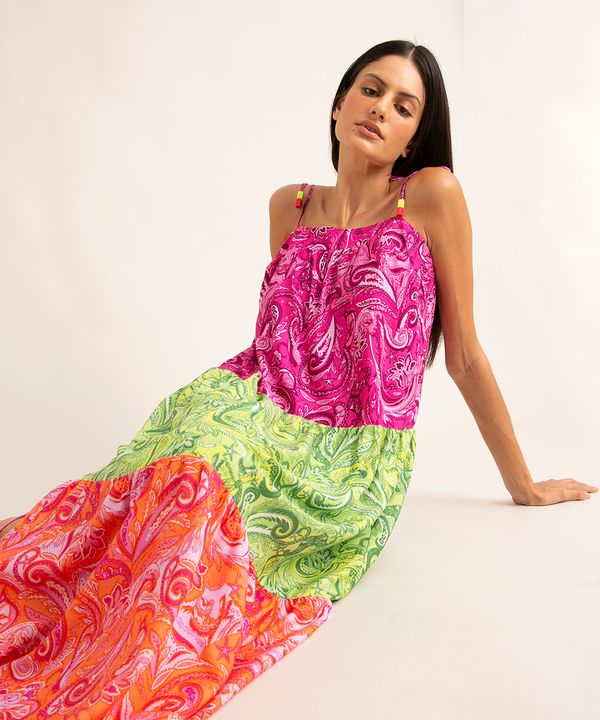 vestido midi de viscose estampado paisley com recorte e amarração alça fina além dos mares noronha manu gavassi multicor GG