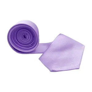 Gravata Slim Social OEM Listrada em 100% Poliéster 140x5 Lavanda Lilás para Casamento e Eventos Masculino Gravata Slim Social OEM Listrada 100% Poliéster 140x5 Lavanda Lilás para Traje Masculino