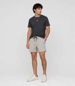 Bermuda Masculina Em Sarja Rota Da Onda Bege GG