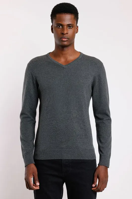 Tricot Manga Longa Gola v Chumbo - M