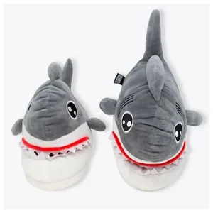 Pantufa 3D Tubarão M Zona Criativa 10071589