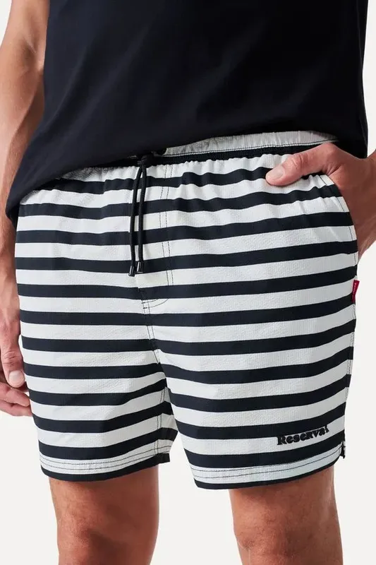 Short Praia Listrado Speedy Preto - P