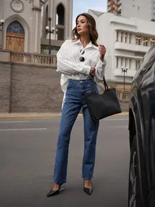 Calça Jeans Reta Com Hotfix Feminina AZUL 42