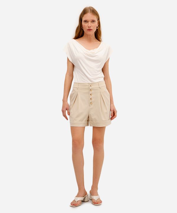 short feminino de alfaiataria com pregas bege 40