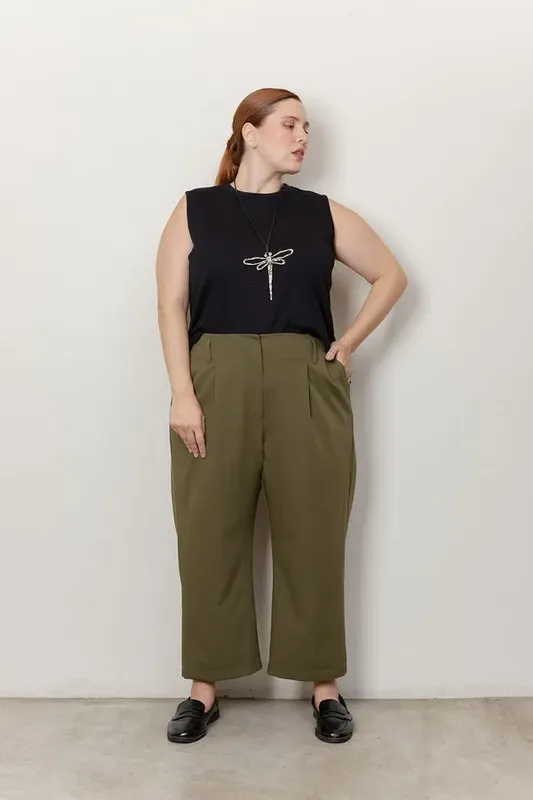 Calça Alfaiataria Doha Plus Size Verde Escuro-GG