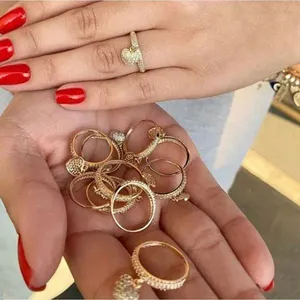 Anel Meia Aliança Pingente Coração Cravejado Em Banho De Ouro