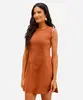 vestido curto feminino de suede com recortes laranja GG