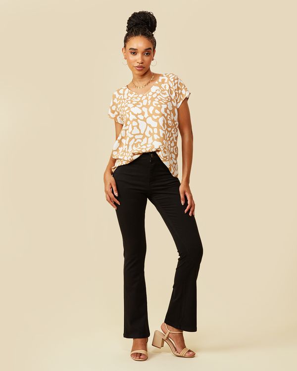 Calça Jeans Feminina Flare Vizzy Preta 46