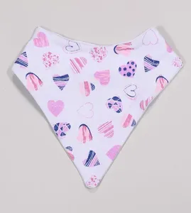 Babador Bandana Corações Corações