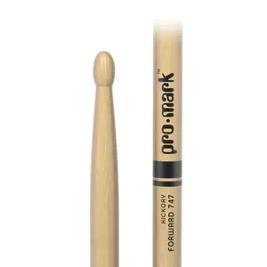Baqueta TX747W American Hickory Ponta Madeira Ovalada Sonoridade Dark e Quente Amadeirado Promark Baqueta TX747W American Hickory Ponta Madeira Ovalada Amadeirado Promark