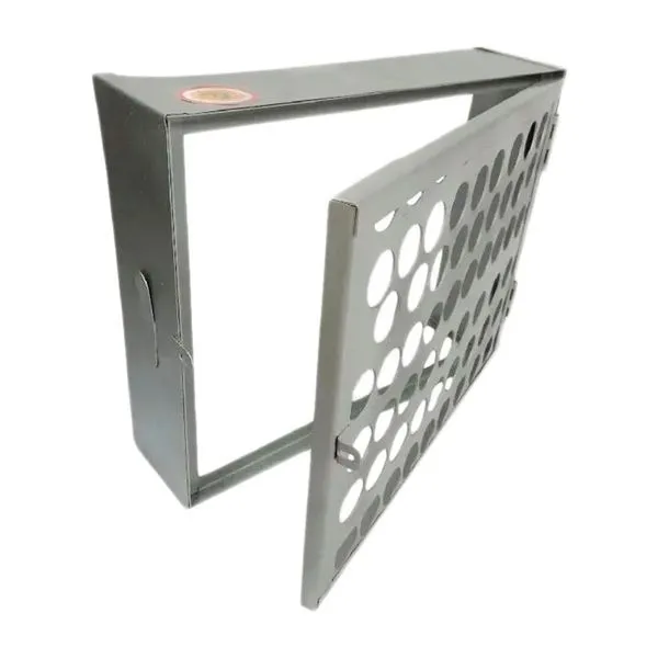 Proteção para Hidrômetro Tela Moeda com Porta Cadeado 60x40cm em Chapa de Aço Brassol Proteção para Hidrômetro Tela Moeda com Porta Cadeado 60x40cm Brassol