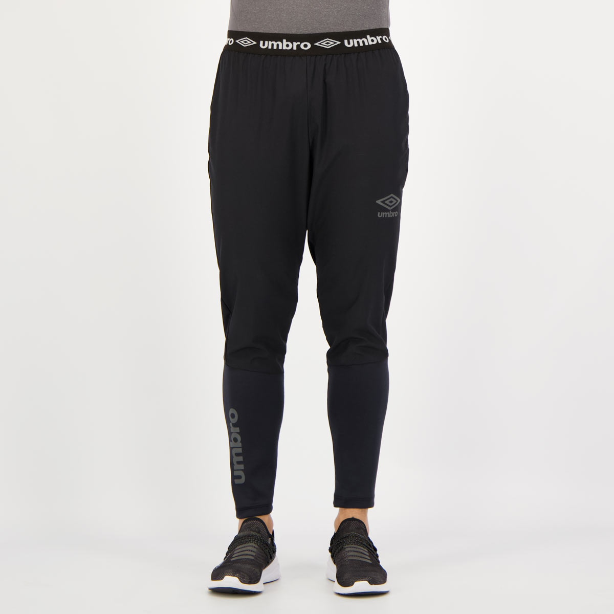 Calça Umbro Skill Jogging Preta