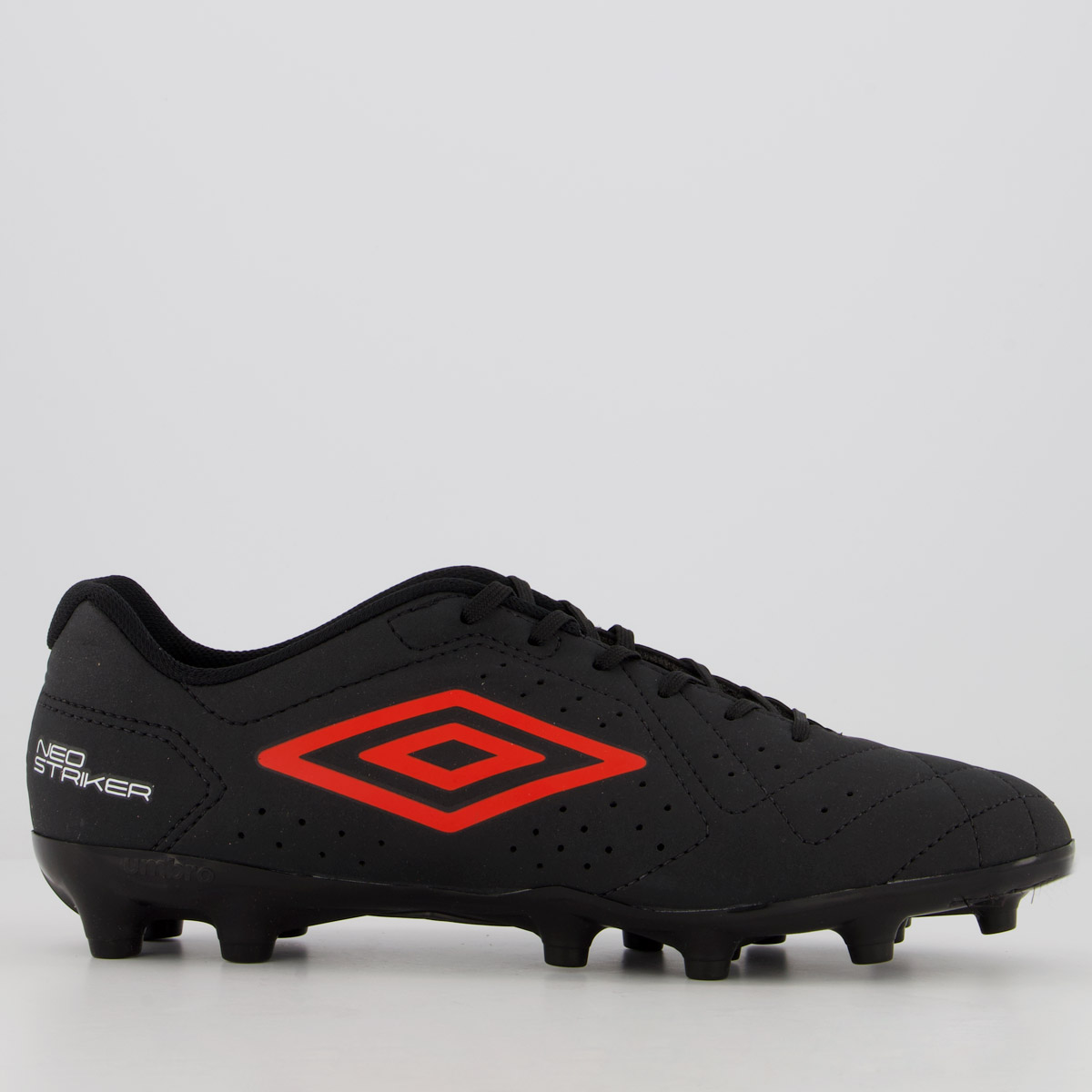 Chuteira Umbro Neo Striker Campo Preta e Laranja