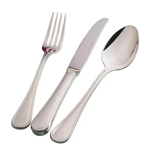 Faqueiro em prata com estojo Saint James Windsor 101 peças: Elegância e design atemporal para sua mesa