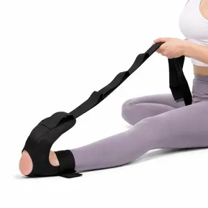 Faixa Elástica de Alongamento 135cm Yoga Pilates Fisio 7 Níveis Ajuste Preto Yeet Faixa Elástica de Alongamento 135cm com 7 Níveis para Yoga Pilates Fisio Preto Yeet