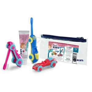 Kit Fluor Kin Infantil Viagem 1 Escova Dental Formato De Carro + 1 Creme Dental 30g + 1 Nécessaire