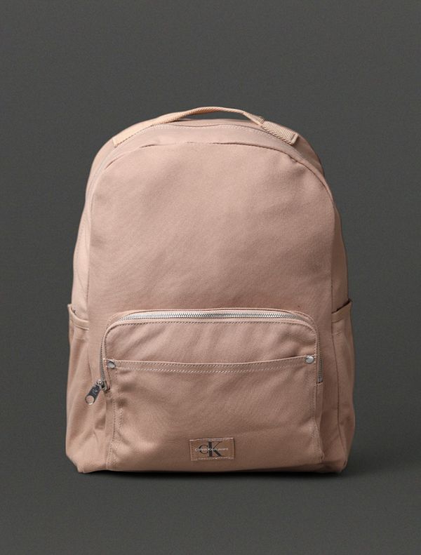 Mochila Masculina Sport Essentials Calvin Klein Jeans - Caqui Claro Mochila Masculina Sport Essentials Calvin Klein Jeans Caqui Claro u