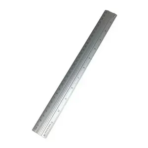 Régua Prata Régua de Alumínio Prata 30cm Vmp com Superfície Lisa e Escala em mm e cm 30CM 1 Unidade Prata Régua Prata Régua de Alumínio Prata 30cm Vmp com Escala em Milímetros e Centímetros 30CM 1 Unidade