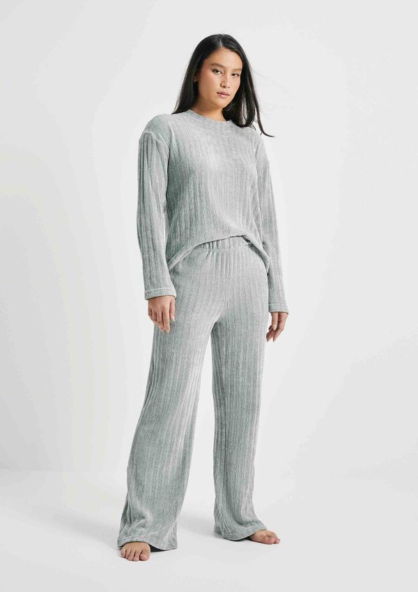 Pijama Longo Feminino Em Tricô Chenille - Verde M