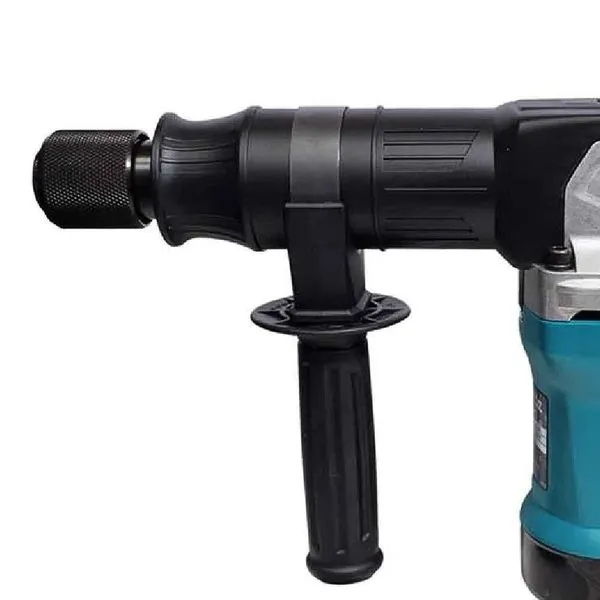 Martelete Demolidor M8600B 5,4kg 900W Encaixe Sextavado 17mm 110V com Punho e Maleta Makita Martelete Demolidor M8600B 5,4kg 900W Encaixe Sextavado 17mm 110V Makita