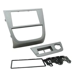 Moldura de Radio 2 Din Painel Vw Gol G5 Saveiro Voyage Prata Encaixe Perfeito Acabamento Original Fiamon Moldura de Radio 2 Din Painel Vw Gol G5 Saveiro Voyage Prata Encaixe Sob Medida Fiamon