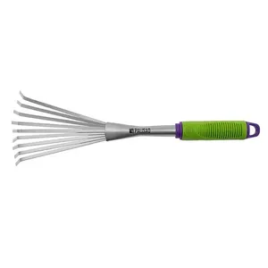 Vassoura para Grama e Jardim 630078 com 9 Dentes Elásticos Cabo Emborrachado Verde Palisad Vassoura para Grama e Jardim 630078 9 Dentes Aço Carbono Cabo Emborrachado Verde Palisad