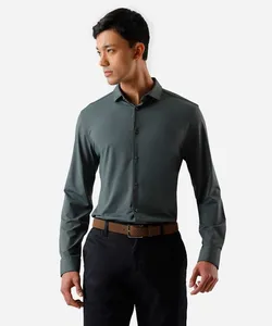 camisa slim fit masculina de poliamida manga longa verde GG