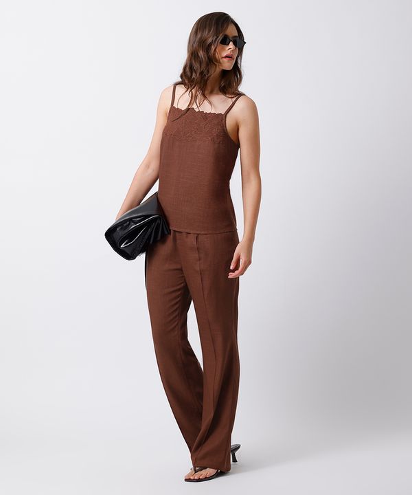 calça reta feminina de alfaiataria com linho pregas mindset marrom 40