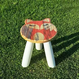 Banqueta Infantil Mini Banqueta Raposa Polietileno E Madeira
